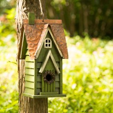 Glitzhome JK41598GH 13.75 H Wooden Bird House Hanging Gas Pump-Style Design Birdhouse Garden Decorative Green