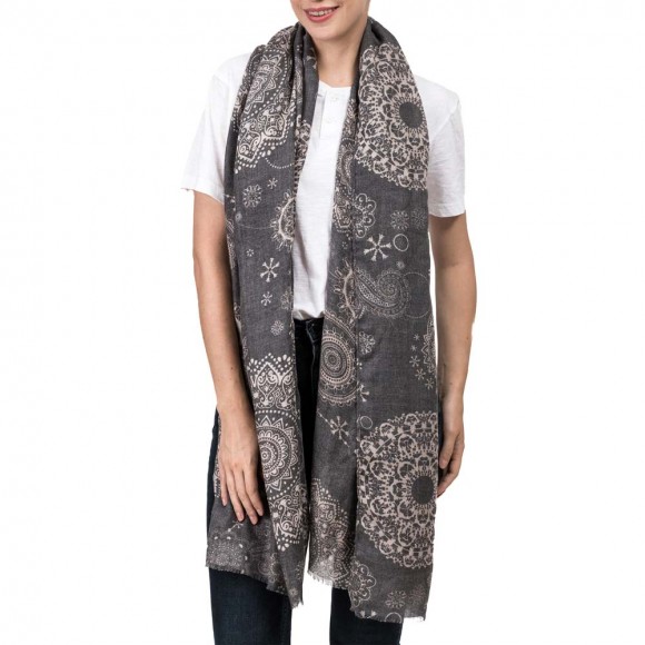 eUty Women Gray Paisley Print Scarf with Fringes