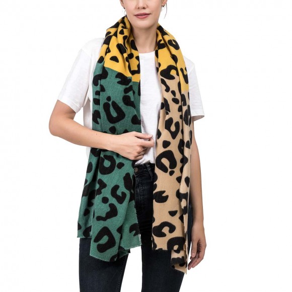 eUty Women Green, Yellow and Beige Leopard Grain Scarf