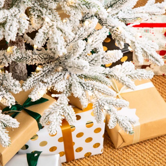 [OFFICIAL] Glitzhome 7ft Deluxe PreLit Snow Flocked Pine Artificial