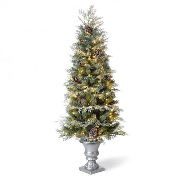 Glitzhome 5ft Pre-Lit Pine Artificial Christmas Porch Tree with 180 Warm White Lights and Pinecones